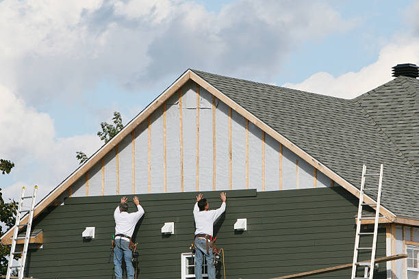 Professional Emergency Siding Repair technician working in Northfield, KY